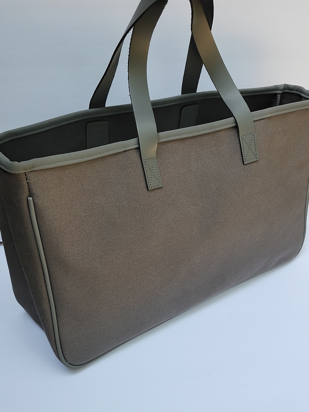 SANTA BARBARA DESIGN STUDIO LARGE CANVAS/LEATHER TOTE - Picture 9 of 14